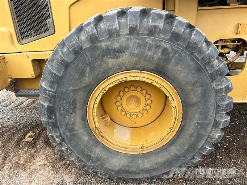 CAT 938G Series II Iekrāvēji uz riteņiem
