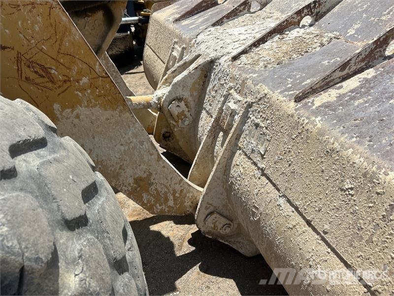 CAT 938G Wheel Loader Wheel loaders