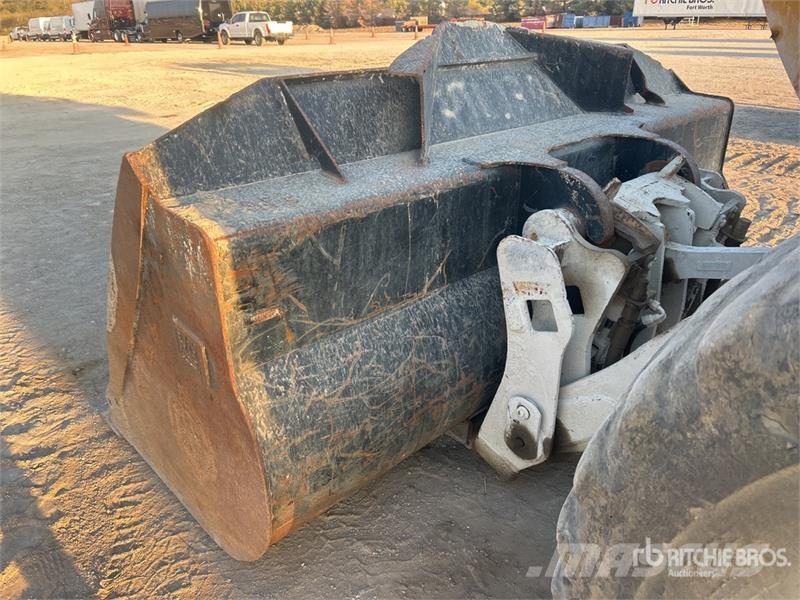 CAT 938K Wheel Loader 휠로우더