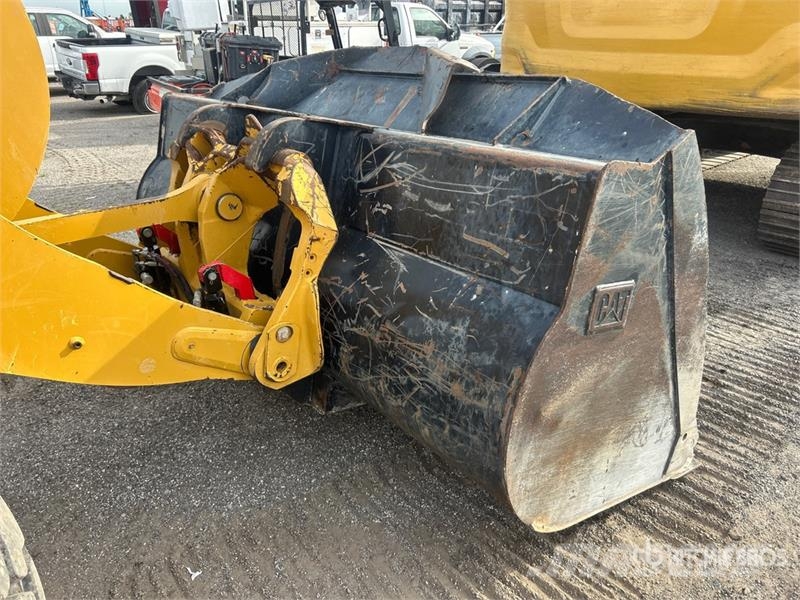 CAT 938M Rataslaadurid