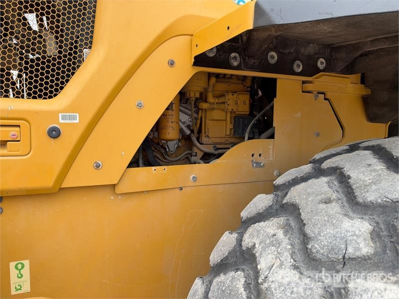 CAT 938M Cargadoras sobre ruedas