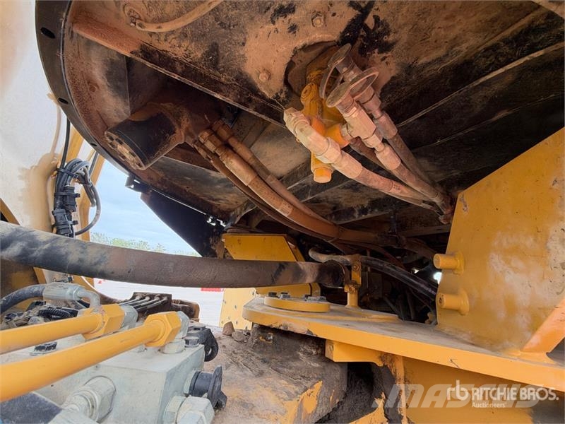 CAT 938M Cargadoras sobre ruedas