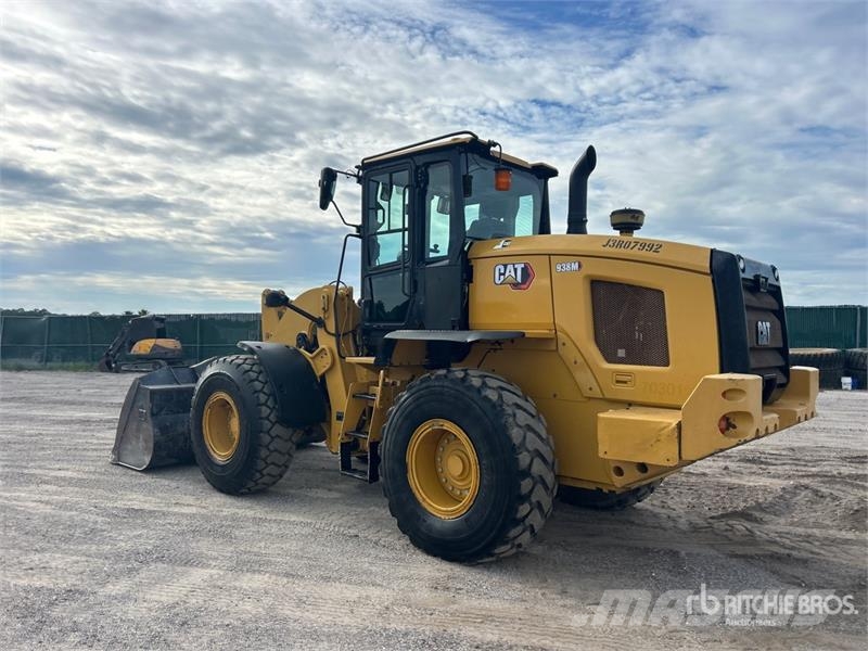 CAT 938M Rataslaadurid
