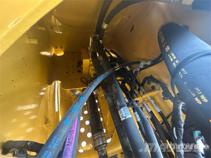 CAT 938M Rataslaadurid