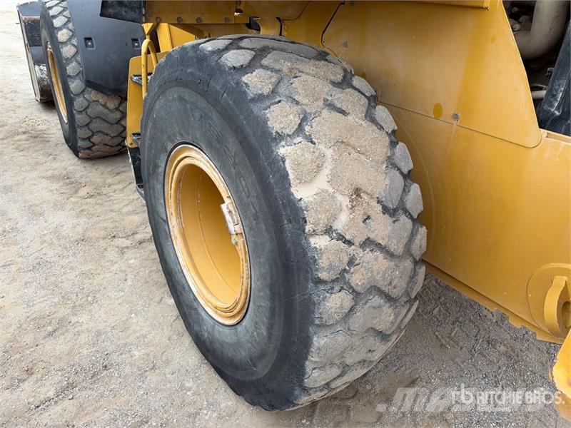 CAT 938M Cargadoras sobre ruedas