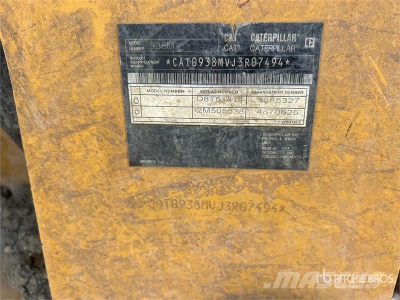 CAT 938M Gumikerekes homlokrakodók