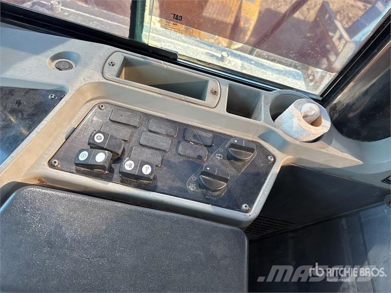 CAT 950GC Wheel Loader 휠로우더