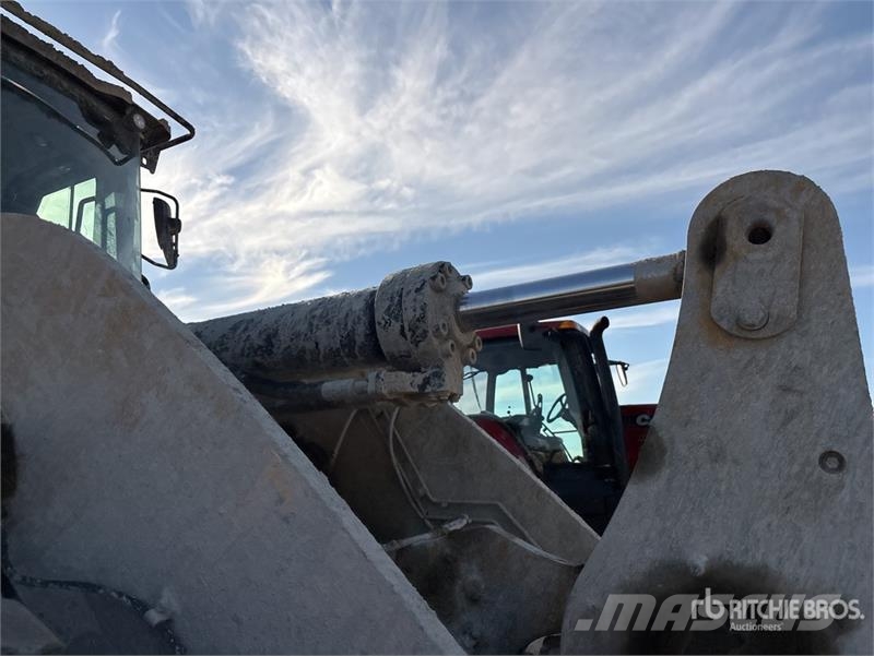 CAT 950M Wheel Loader Gumikerekes homlokrakodók