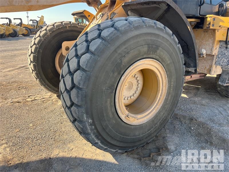 CAT 950M Wheel Loader Wheel loaders