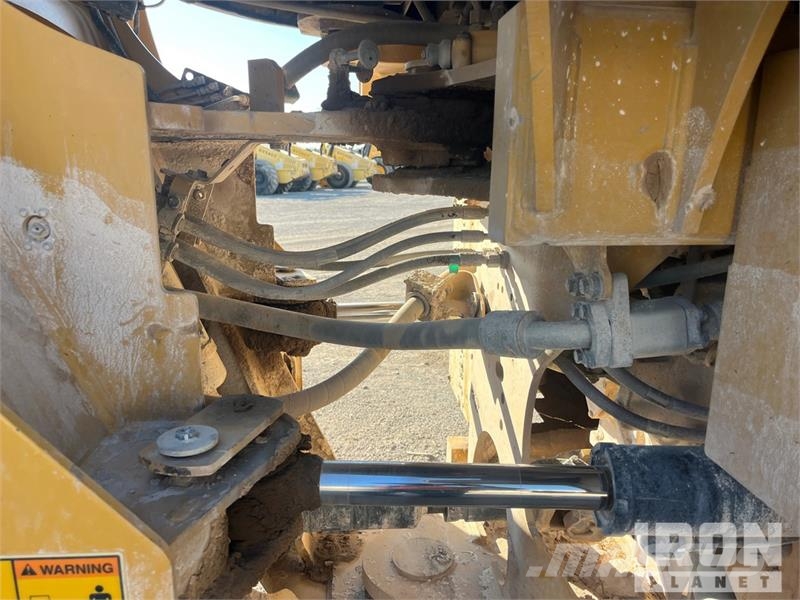 CAT 950M Wheel Loader Wheel loaders