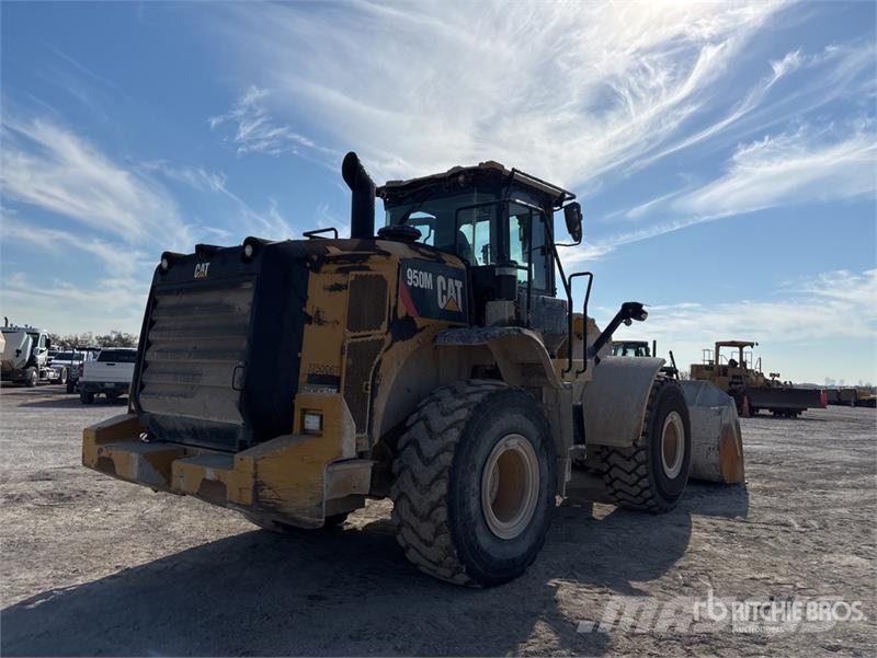 CAT 950M Wheel Loader Gumikerekes homlokrakodók