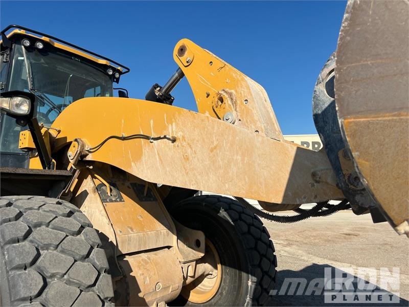 CAT 950M Wheel Loader Wheel loaders