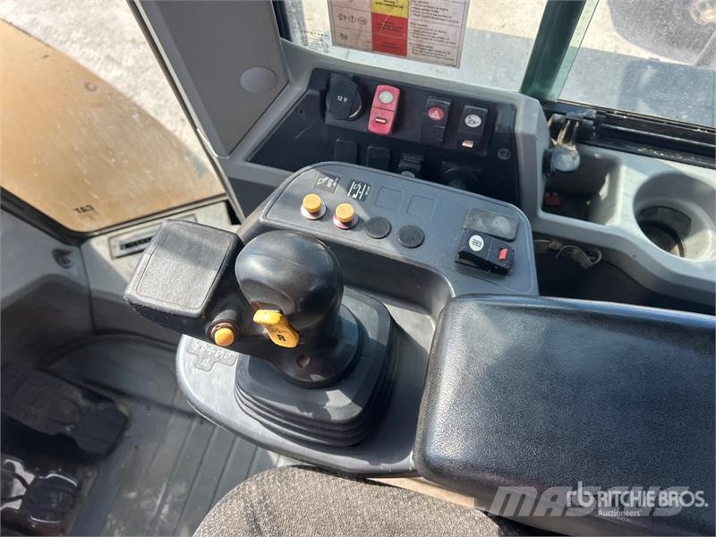 CAT 950M Wheel Loader 휠로우더
