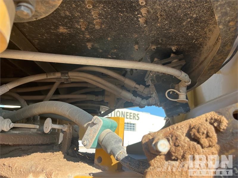 CAT 950M Wheel Loader Wheel loaders