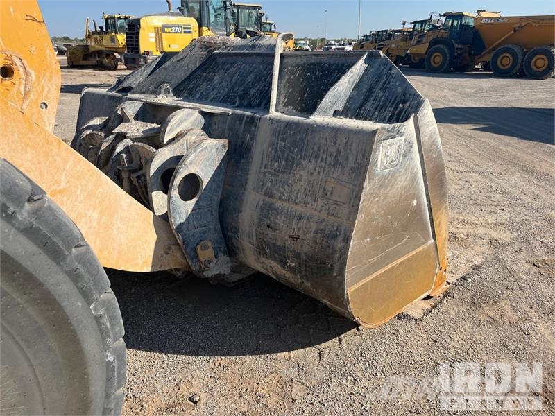 CAT 950M Wheel Loader Wheel loaders
