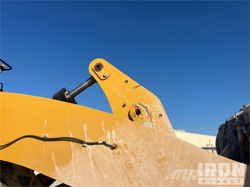 CAT 950M Wheel Loader Wheel loaders
