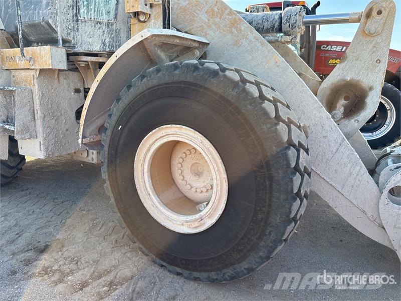 CAT 950M Wheel Loader Gumikerekes homlokrakodók
