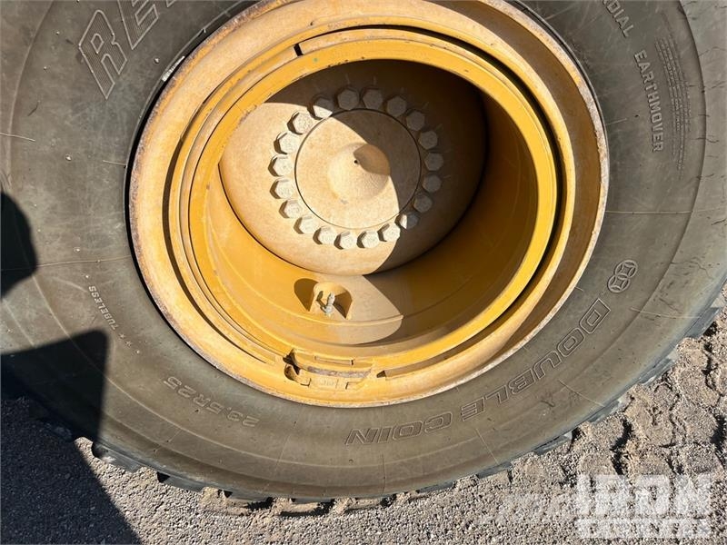 CAT 950M Wheel Loader Wheel loaders