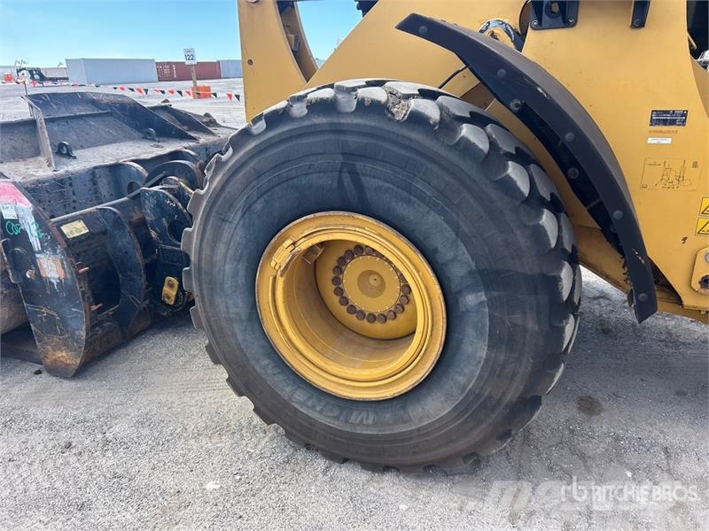CAT 950M Wheel Loader 휠로우더