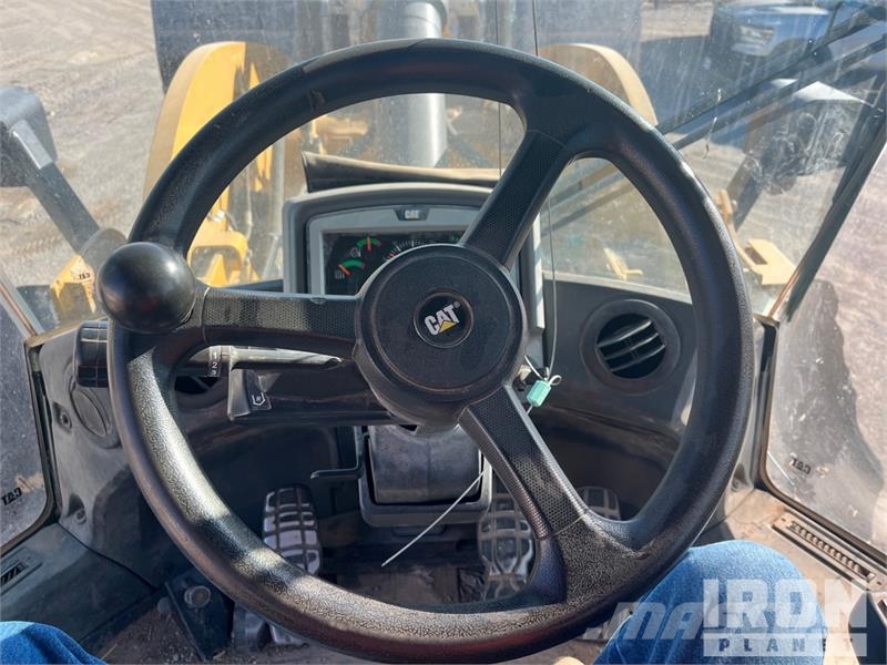 CAT 950M Wheel Loader Wheel loaders
