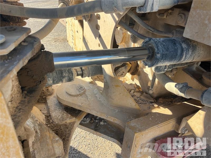 CAT 950M Wheel Loader Wheel loaders