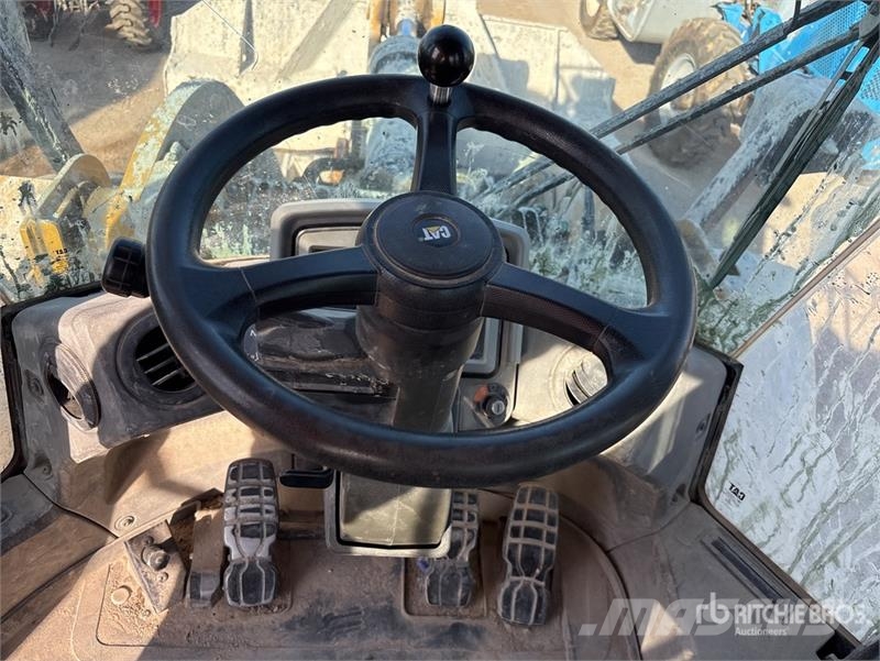 CAT 950M Wheel Loader Gumikerekes homlokrakodók