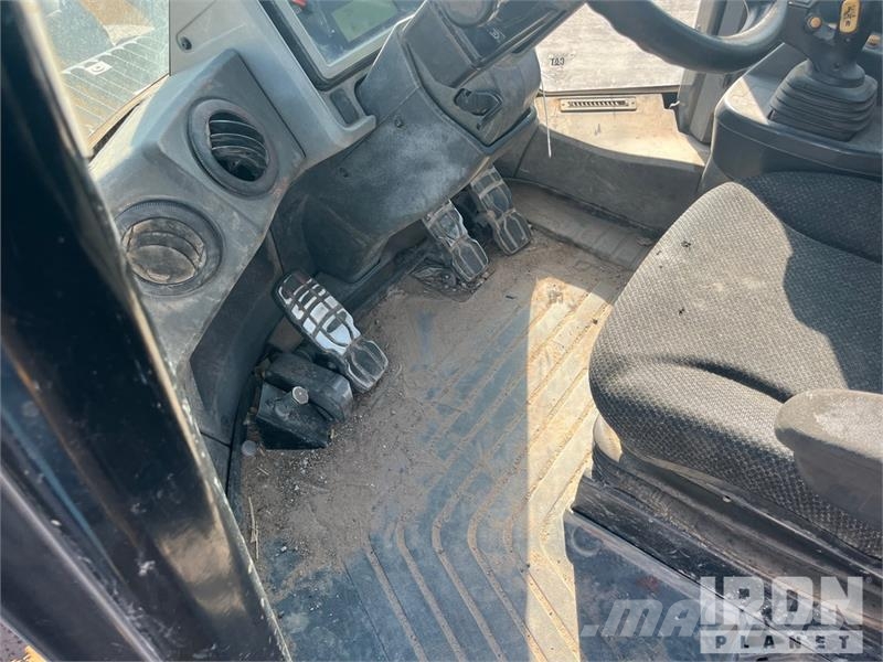 CAT 950M Wheel Loader Wheel loaders