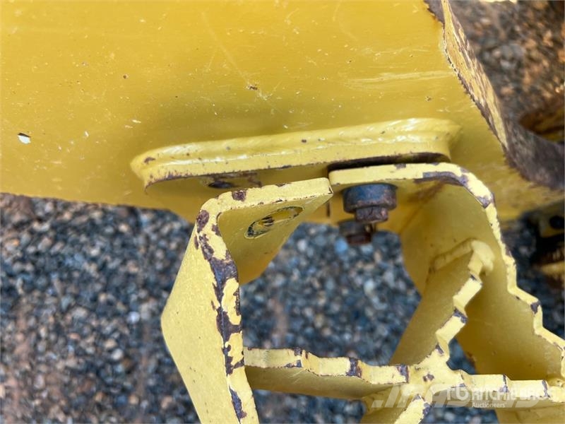 CAT 953 Larvebåndslæssere