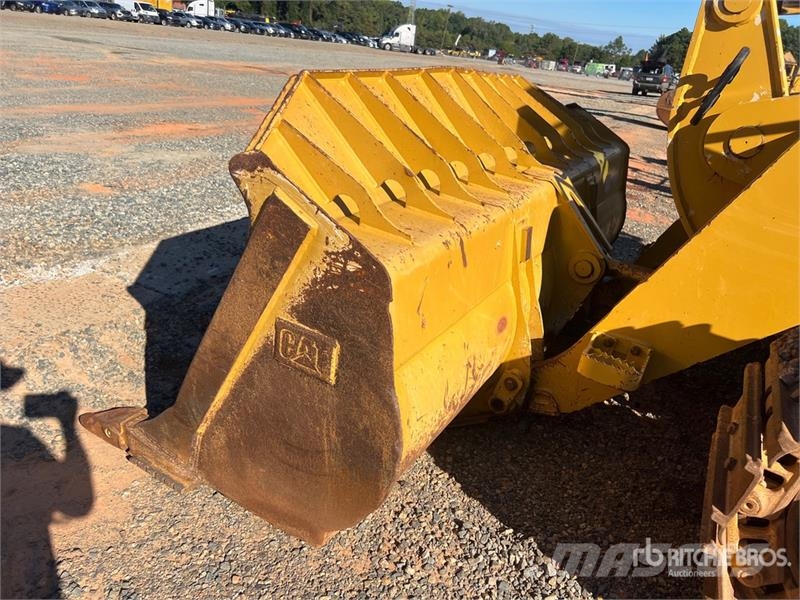 CAT 953 Larvebåndslæssere