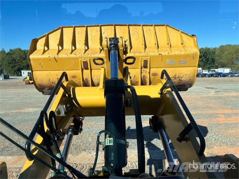 CAT 953 Larvebåndslæssere