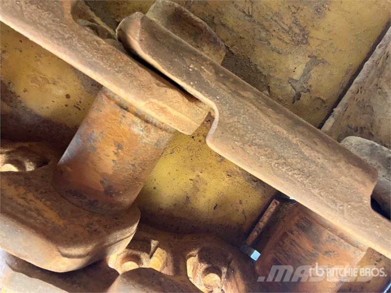 CAT 953 Larvebåndslæssere