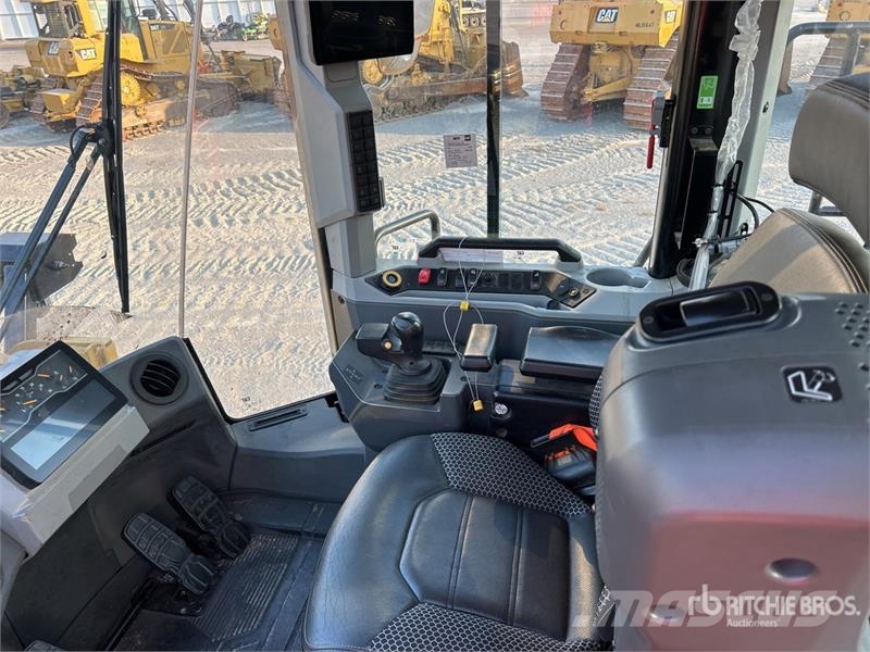 CAT 962 Wheel Loader Kolesové nakladače