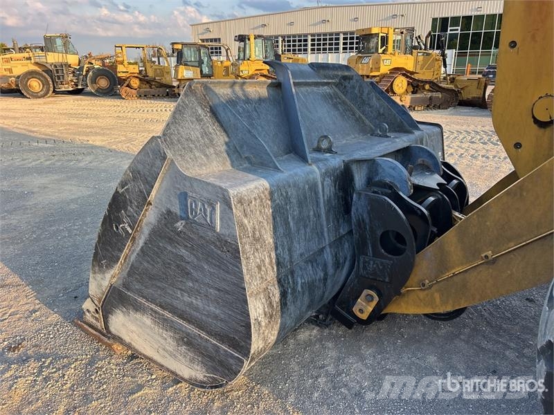 CAT 962 Wheel Loader Kolesové nakladače