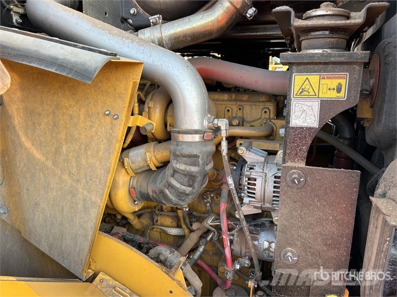 CAT 962 Wheel Loader Kolesové nakladače