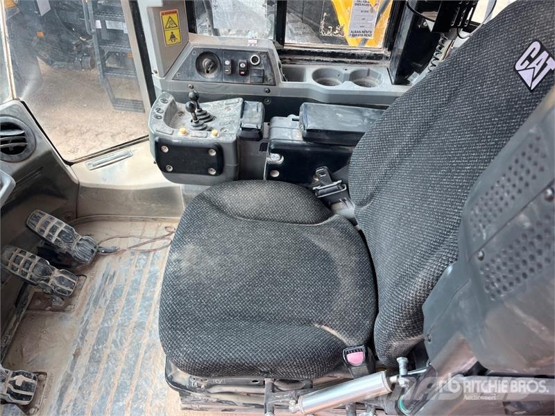 CAT 966K Wheel Loader Wheel loaders