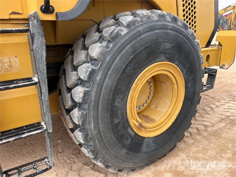 CAT 966K Wheel Loader Wheel loaders