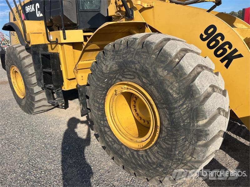 CAT 966K Wheel Loader 휠로우더