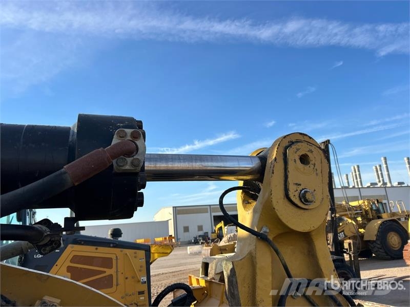 CAT 966K Wheel Loader Kolesni nakladalci