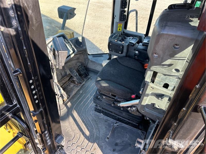 CAT 966K Wheel Loader Kolesni nakladalci