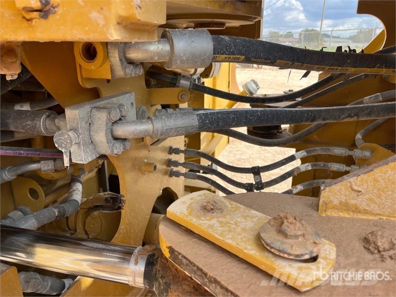 CAT 966K Wheel Loader Wheel loaders