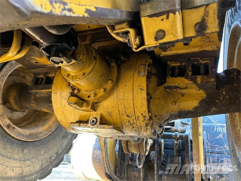 CAT 966K Wheel Loader Kolesni nakladalci