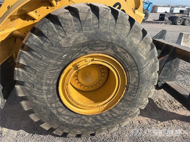 CAT 966K Wheel Loader 휠로우더