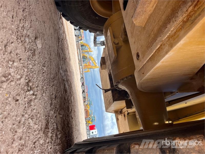 CAT 966K Wheel Loader Wheel loaders