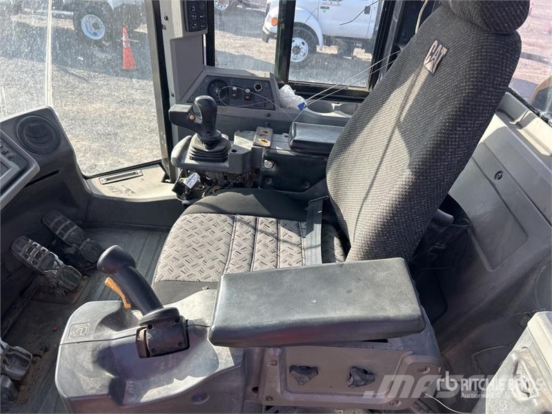 CAT 966K Wheel Loader 휠로우더