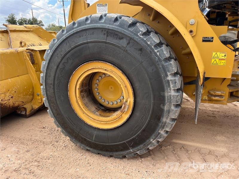 CAT 966K Wheel Loader Wheel loaders