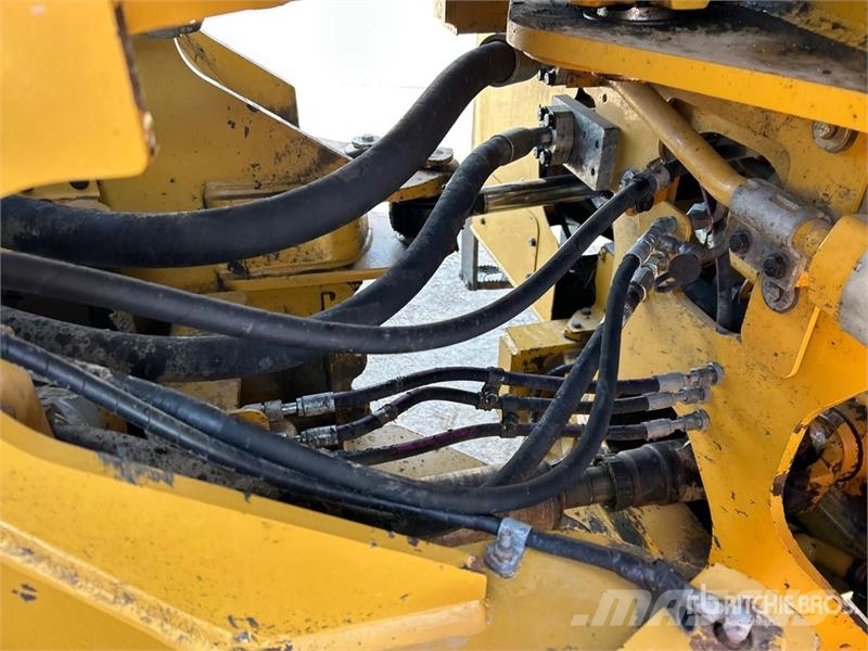CAT 966K Wheel Loader Kolesni nakladalci