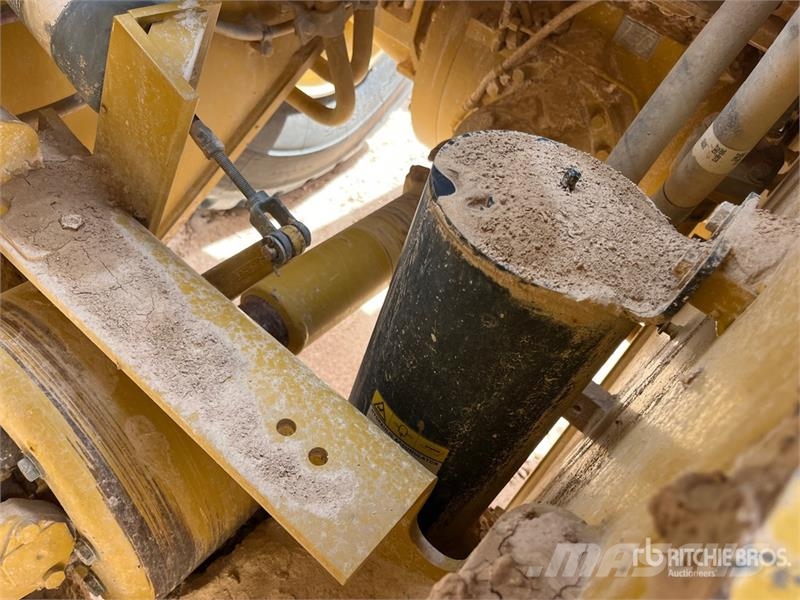 CAT 966K Wheel Loader Wheel loaders