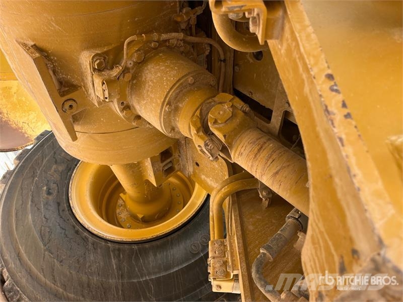 CAT 966K Wheel Loader Wheel loaders
