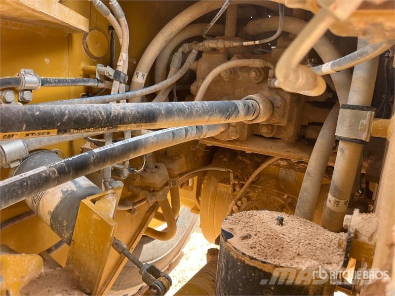 CAT 966K Wheel Loader Wheel loaders