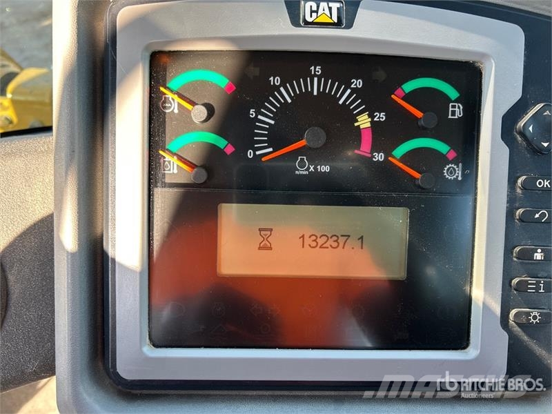 CAT 966K Wheel Loader Kolesni nakladalci